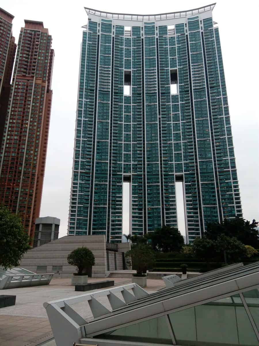 Některé budovy v Hongkongu jsou opravdu monumentální
